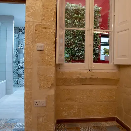 Bed & Breakfast 39 St. George Victoria