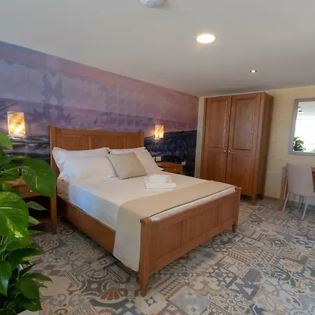 לינה וארוחת בוקר 39 St. George