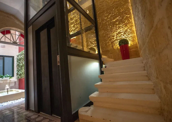 39 St. George Bed and breakfast 4*