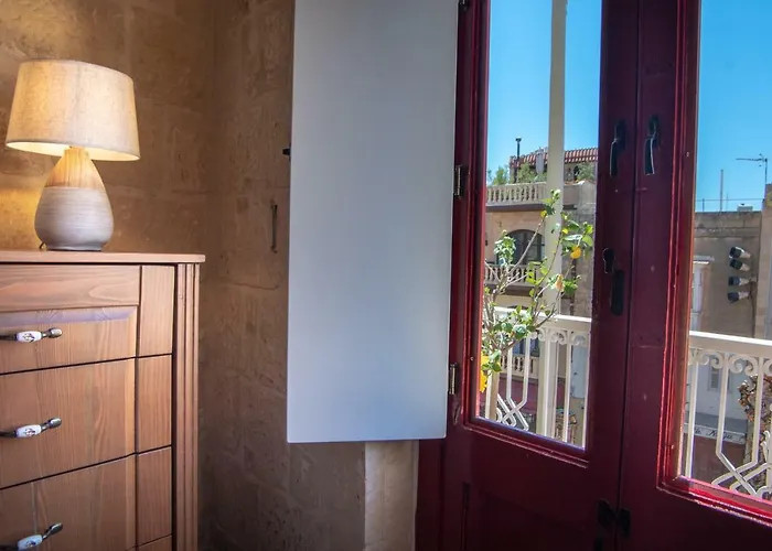 39 St. George Victoria